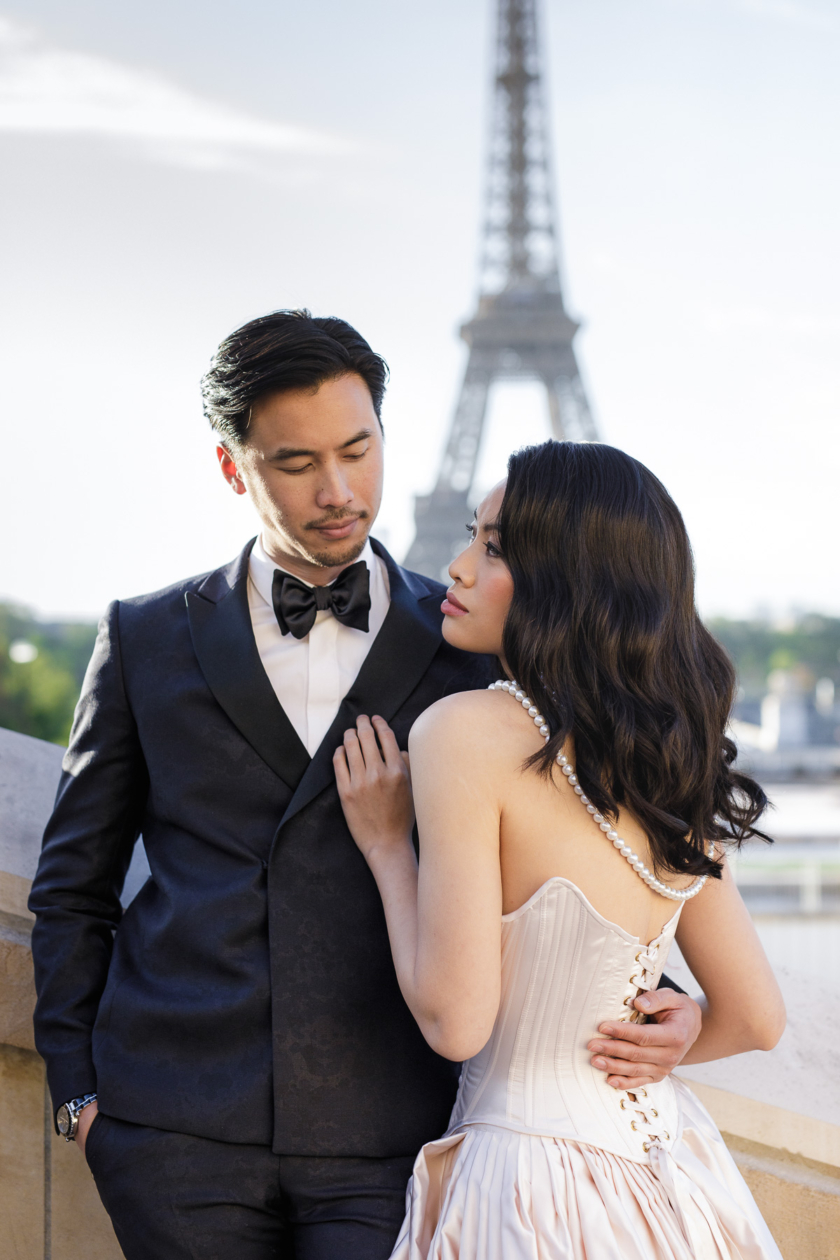 Timeless editorial wedding portrait in Paris, France